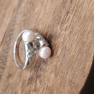 11.5‎ sterling pearl wrap ring R361